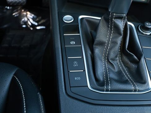 Used 2022 Volkswagen Jetta SE FWD image 19