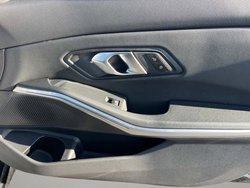 Used 2025 BMW 330i xDrive 330i xDrive Sedan AWD image 23