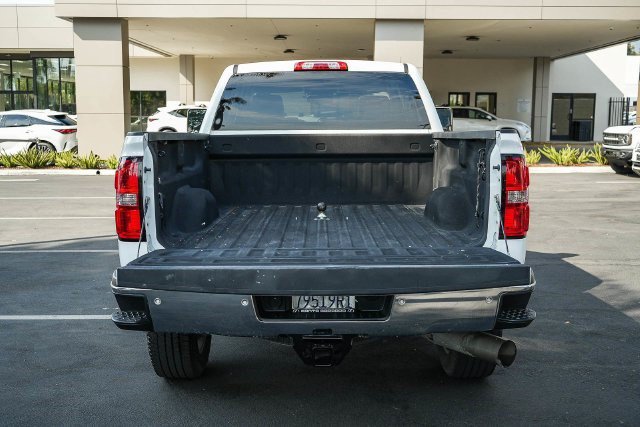 Used 2015 GMC Sierra 2500 SLT w/ SLT Preferred Package AWD/4WD image 25