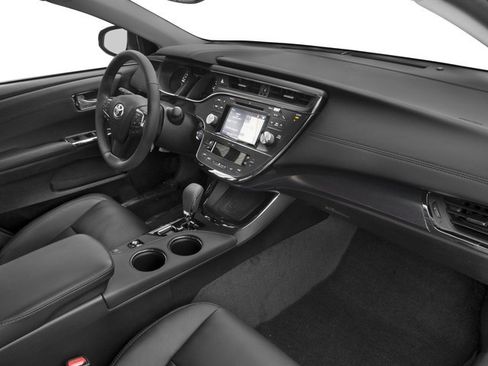 Used 2016 Toyota Avalon Limited FWD image 15