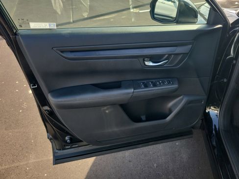 Used 2023 Honda CR-V LX image 14