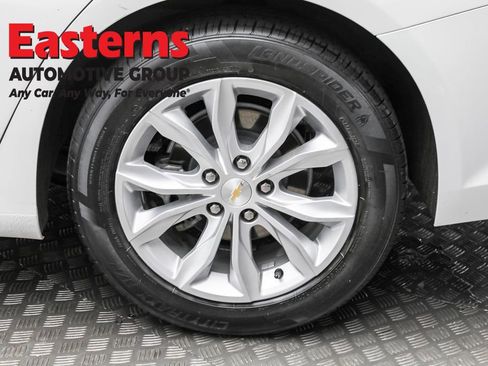 Used 2024 Chevrolet Malibu LT image 8