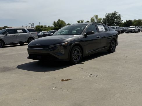 New 2026 Kia K4 FWD image 7