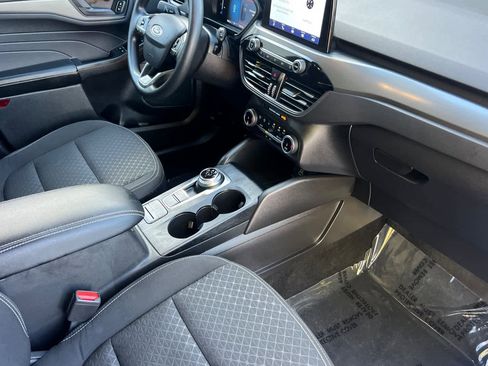 Used 2025 Ford Escape Active image 17