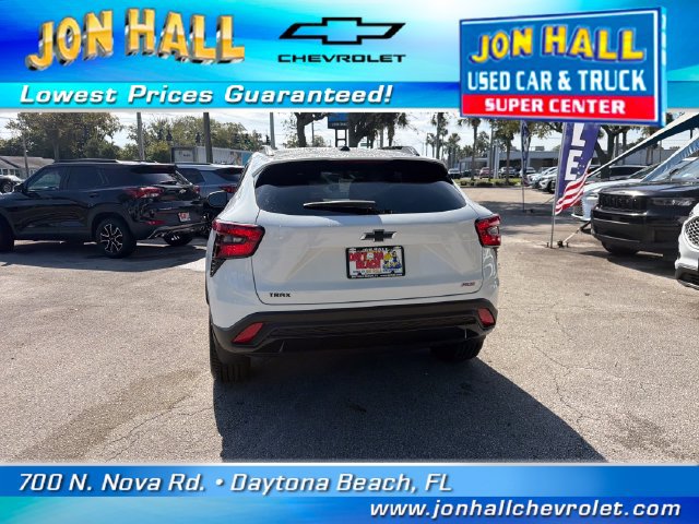 Used 2025 Chevrolet Trax RS w/ Driver Confidence Package FWD image 8