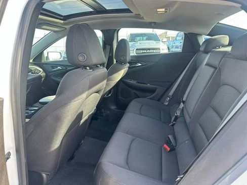 Used 2024 Chevrolet Malibu LT image 11