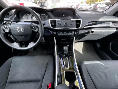 Used 2016 Honda Accord LX image 15