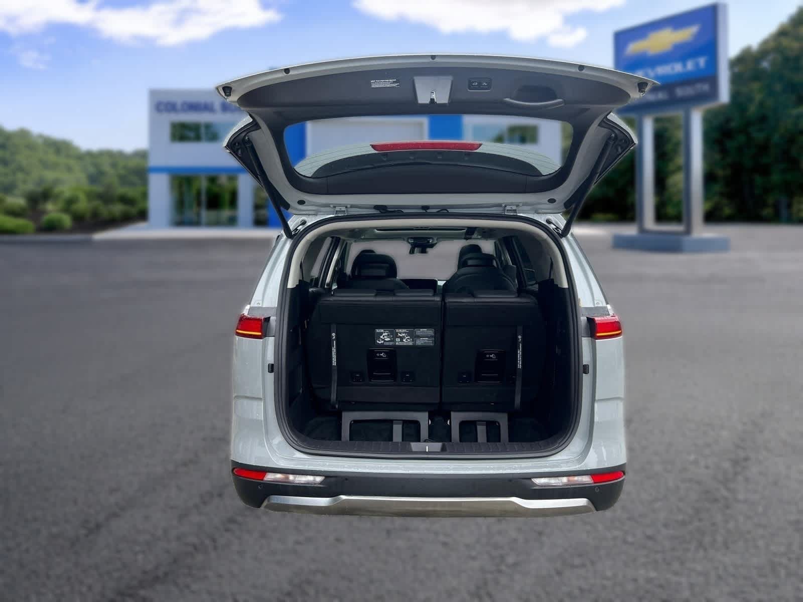 Used 2024 Kia Carnival SX Prestige FWD image 31