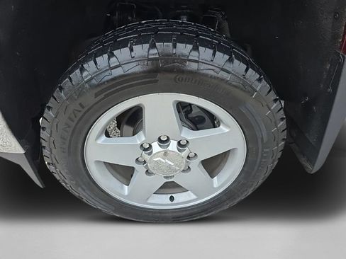 Used 2015 Chevrolet Silverado 2500 LTZ w/ Snow Plow Prep Package AWD/4WD image 10