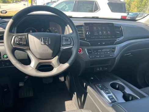 New 2025 Honda Ridgeline Sport image 21