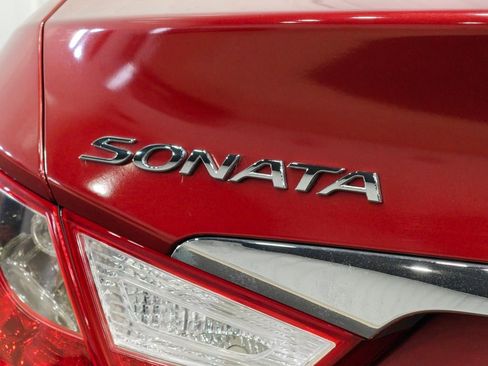 Used 2012 Hyundai Sonata SE FWD image 30