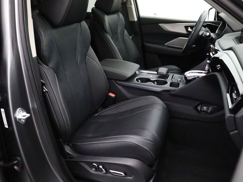 Used 2024 Acura MDX SH-AWD w/ Technology Package image 16