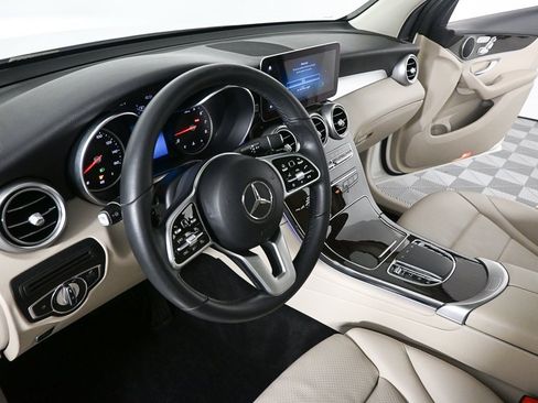 Certified 2022 Mercedes-Benz GLC 300 image 6