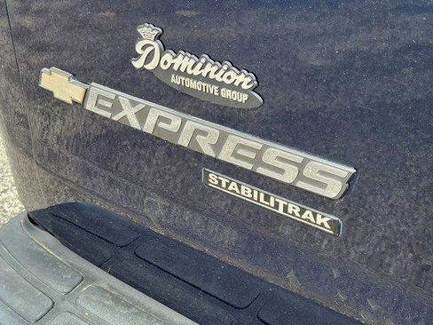 Used 2015 Chevrolet Express 2500 RWD image 5