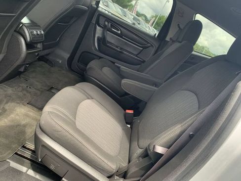Used 2015 Chevrolet Traverse LT w/ Style and Technology Package AWD/4WD image 10