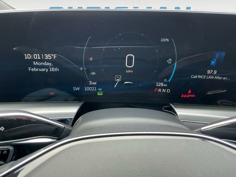 Used 2024 Cadillac Lyriq Luxury image 21