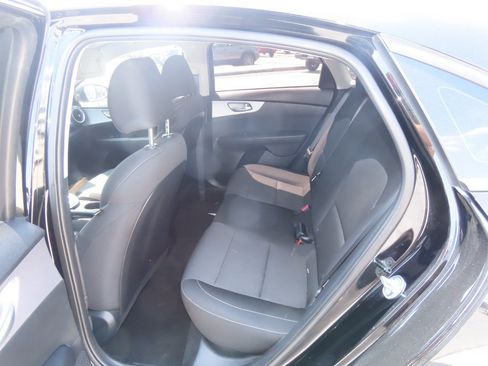 Used 2024 Kia Forte LX FWD image 19