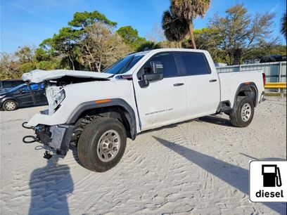 Used 2025 GMC Sierra 2500 Pro w/ Convenience Package