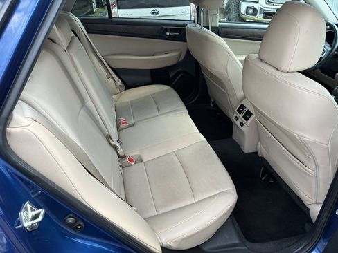 Used 2017 Subaru Outback 3.6R Limited AWD/4WD image 18