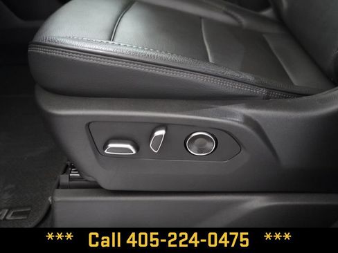 Used 2025 GMC Sierra 1500 Denali w/ Denali Reserve Package AWD/4WD image 23