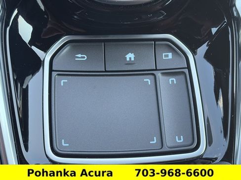 Used 2025 Acura RDX SH-AWD image 18