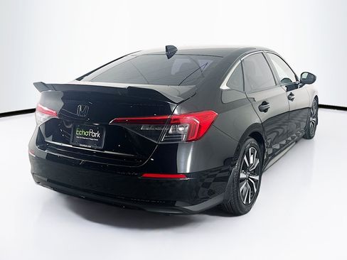 Used 2023 Honda Civic EX image 9