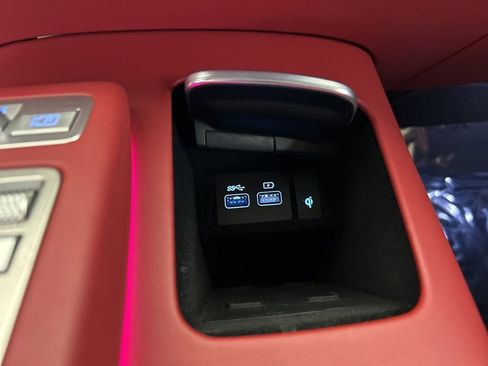 Used 2025 Genesis GV70 2.5T w/ Sport Prestige Package image 44