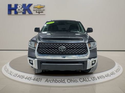 Used 2018 Toyota Tundra SR5 AWD/4WD image 2