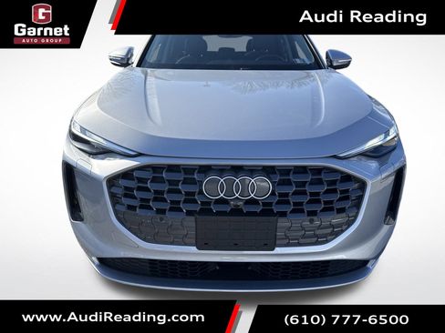 Used 2025 Audi Q5 2.0T Premium w/ Convenience Package image 8