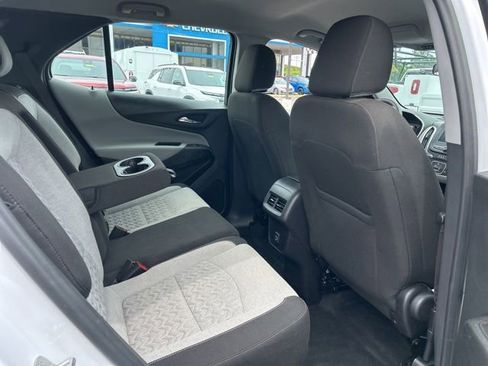 Used 2024 Chevrolet Equinox LS w/ Driver Confidence II Package FWD image 29