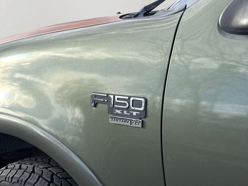 Used 2002 Ford F150 Lariat image 12