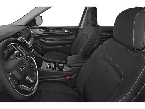 New 2025 Jeep Grand Cherokee L Limited w/ Black Appearance Package AWD/4WD image 9