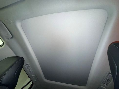 Certified 2024 Toyota Grand Highlander AWD image 19