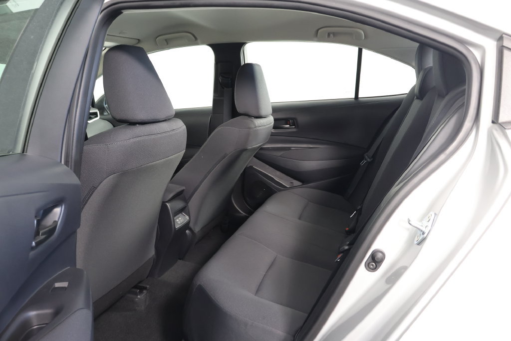 Used 2025 Toyota Corolla LE FWD image 9