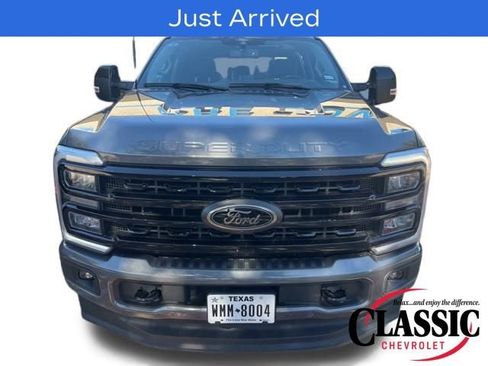 Used 2024 Ford F250 Lariat w/ Lariat Ultimate Package image 3