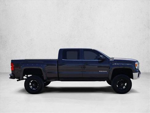 Used 2015 GMC Sierra 1500 SLE w/ SLE Value Package AWD/4WD image 4