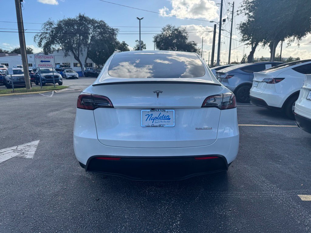 Used 2024 Tesla Model Y Performance AWD/4WD image 4