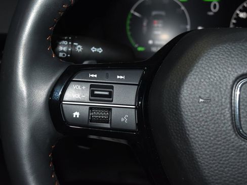 Used 2024 Honda CR-V Sport Touring image 9
