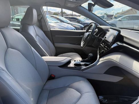 Used 2022 Toyota Camry XLE AWD/4WD image 15