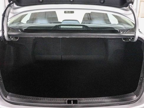 Certified 2022 Toyota Corolla LE FWD image 27