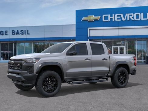 New 2026 Chevrolet Colorado Trail Boss AWD/4WD image 2