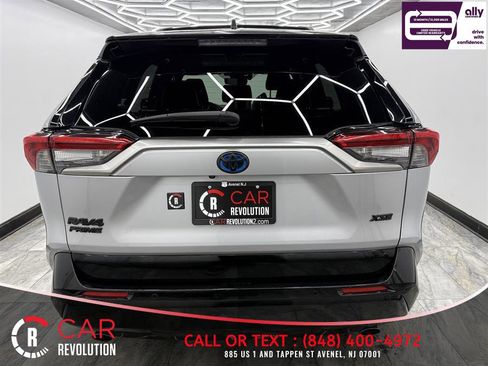 Used 2022 Toyota RAV4 XSE image 5