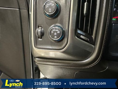 Used 2017 Chevrolet Silverado 1500 LTZ Z71 w/ LTZ Plus Package AWD/4WD image 18