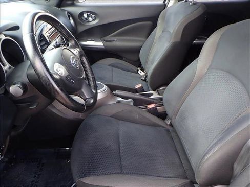 Used 2011 Nissan Juke SV w/ Chrome Pkg image 11