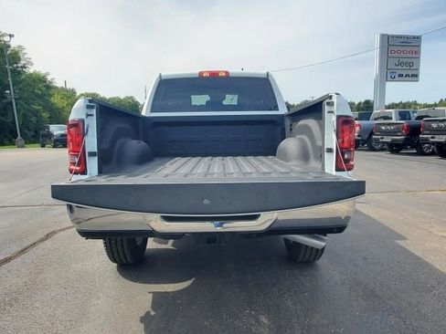 Used 2025 RAM 2500 Big Horn image 32