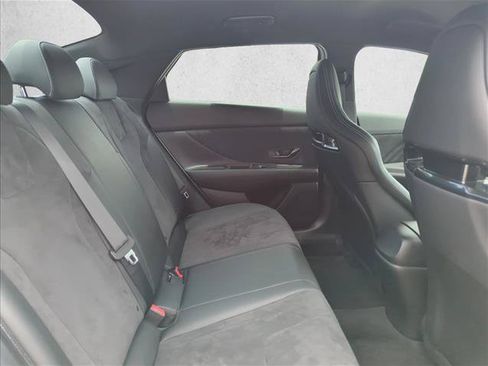Used 2022 Hyundai Elantra N FWD image 22