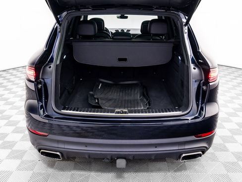 Certified 2021 Porsche Cayenne image 32