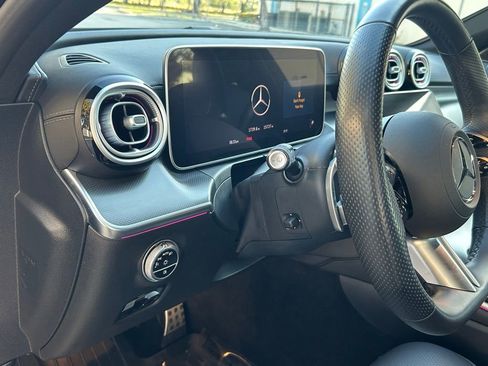 Used 2025 Mercedes-Benz C 300 4MATIC Sedan image 17