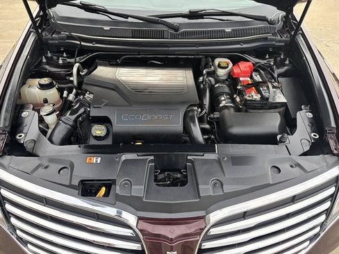 Used 2017 Lincoln MKT AWD w/ Technology Package image 28