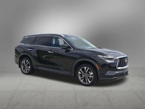 Used 2023 INFINITI QX60 Luxe w/ Cargo Package FWD image 8